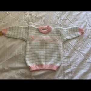Beautiful vintage girls sweater, size 18T